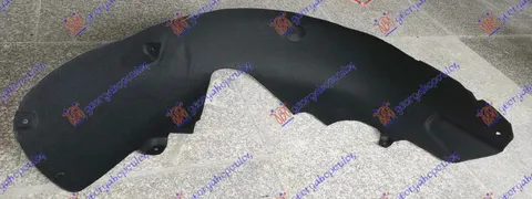 ZADNJE POTKRILO PLASTICNO -09